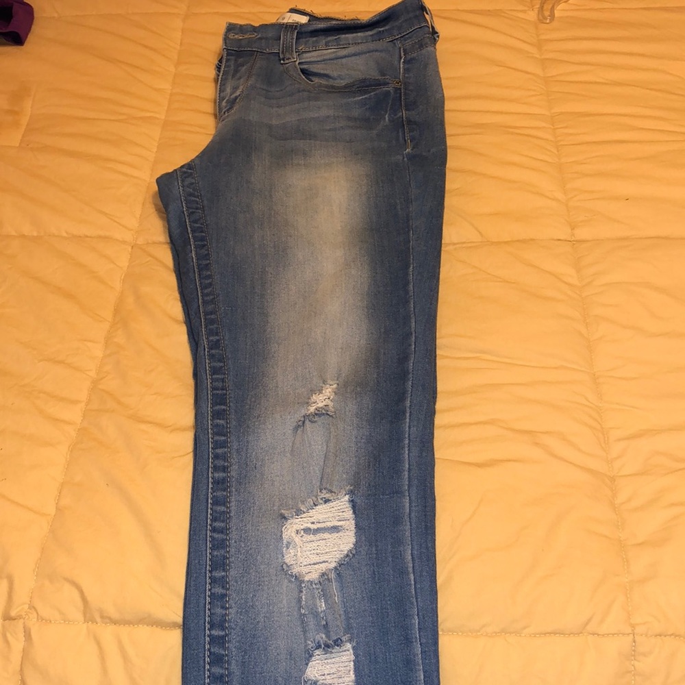 Mudd skinny distressed jegging